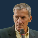 ROBERTO BERNAL<br> <i><small>Gerente Internacionales de Banco Bica</small></i> 