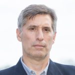 PABLO OLIVARES<br />
<i> <small>Ministro de Economía de la provincia de Santa Fe</small></i>